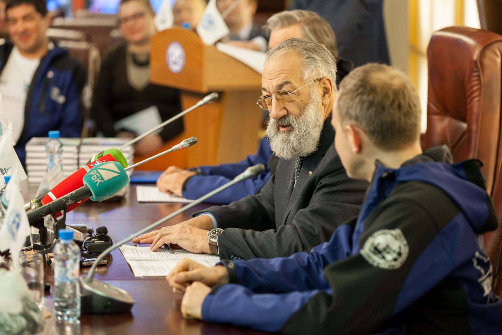 Пресс-конференция, посвященная завершению экспедиции "Антарктида. Клуб лидеров 2015"