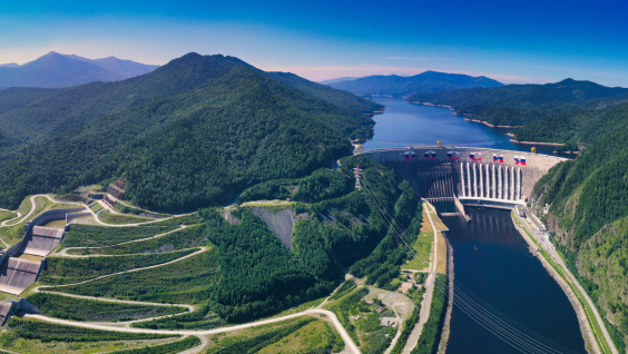 Протяженные, полноводные, интригующие: особенности и загадки шести российских рек