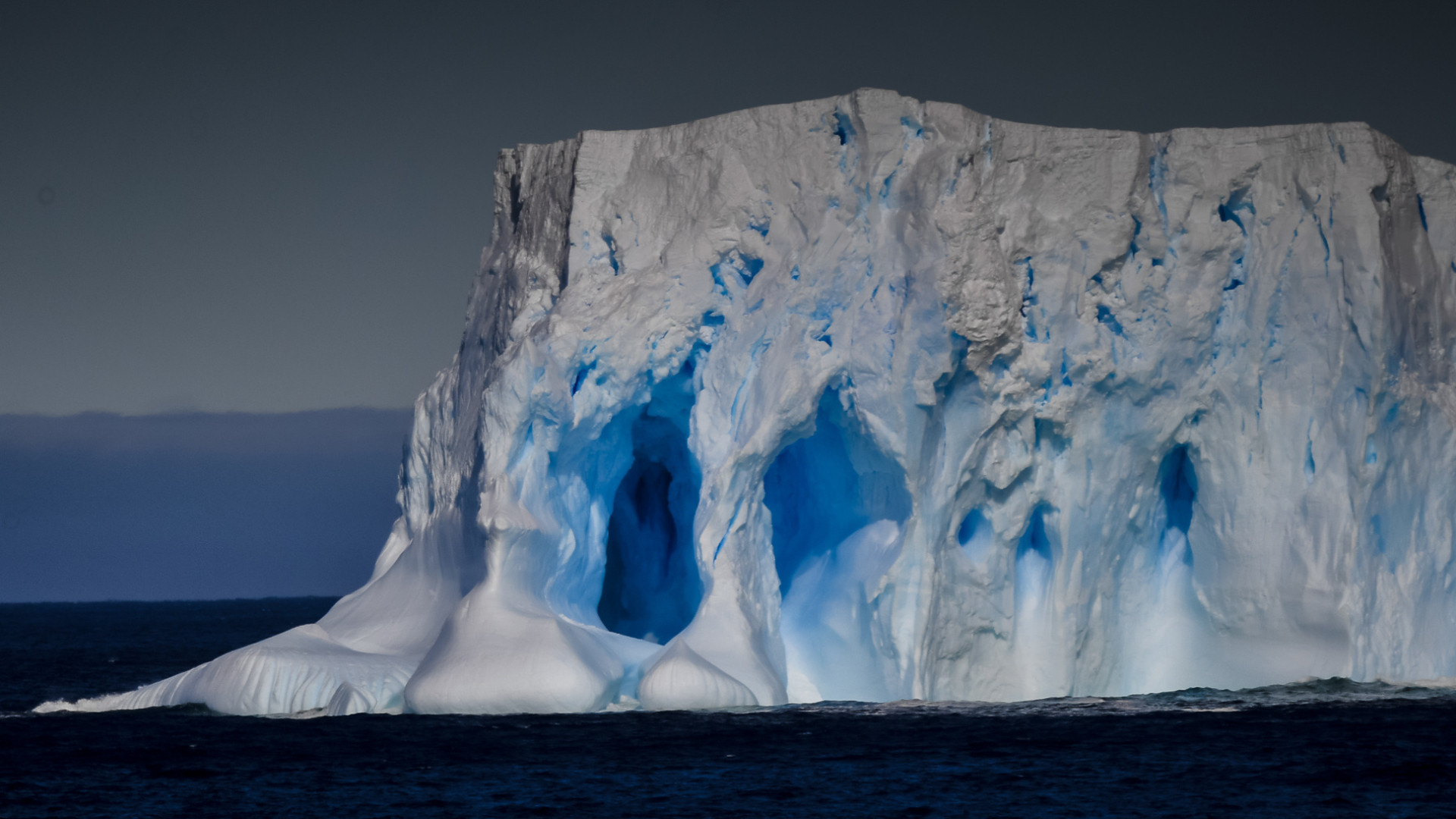 Антарктида глазами участников кругосветной экспедиции
