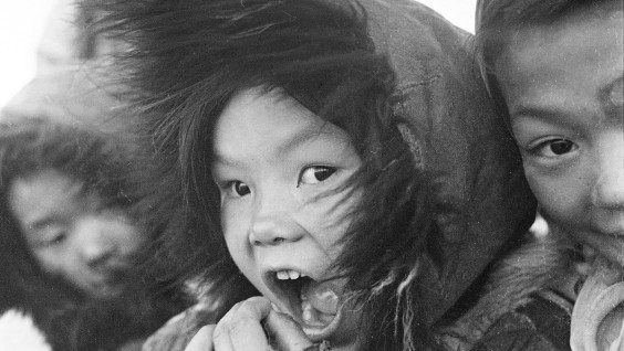 Уникальная архивная фотоколлекция о жизни нганасан вошла в новый этнографический альбом