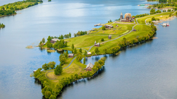 Былины, старины, причитания: путешествие в "Исландию русского эпоса"