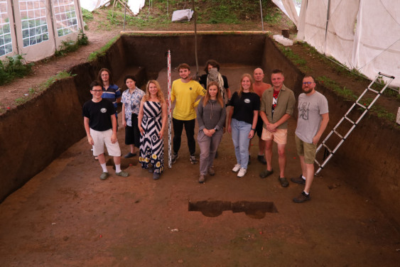Volunteers of the Russian Geographical Society Take Part in the Oka Archaeological Expedition