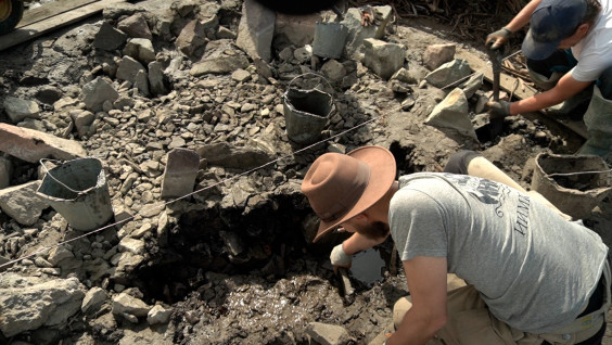 Археологи продолжают раскопки кургана Туннуг-1 в Долине Царей
