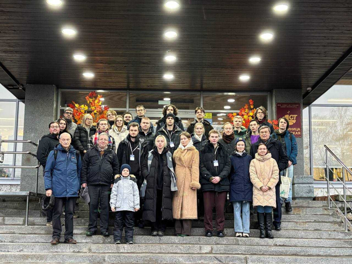 Участники школы-семинара. Фото: Софья Сухогузова