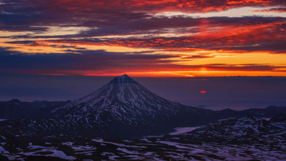 Проект «Заповедное дело РГО» приглашает добровольцев на Камчатку