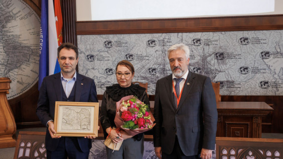 Картографический фонд РГО пополнила уникальная старинная карта
