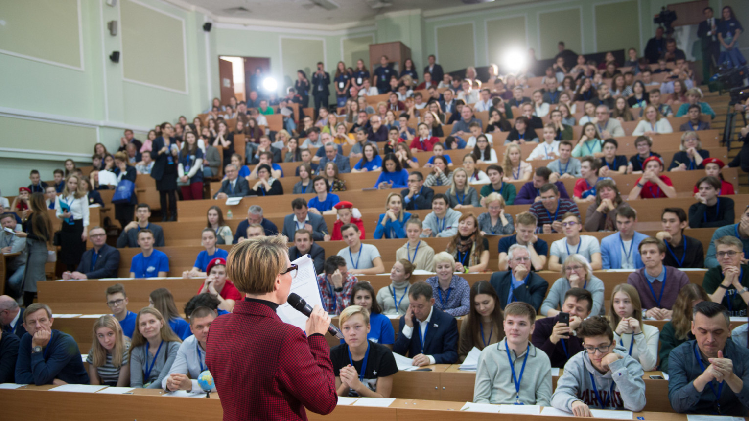 Географический диктант на центральной площадке. Фото: Алексей Михайлов