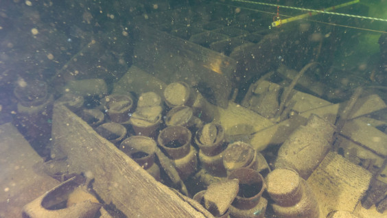 Подняты первые артефакты с корабля XVIII века, затонувшего в акватории Финского залива