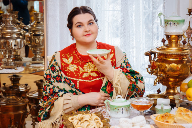 От пряничной деревни до деревянных русалок: 10 неожиданных экспонатов из Музейного квартала Городца