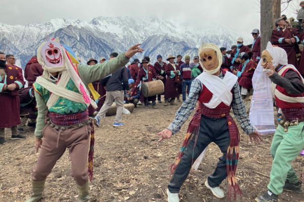 Лекция «Путешествие к ньинба: тибетские традиции и фестиваль Мани в Хумле (Западный Непал)»