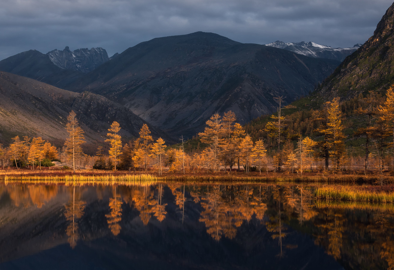 Осень на озере Джека Лондона. Фото: Вячеслав Тимошенко, участник конкурса РГО 