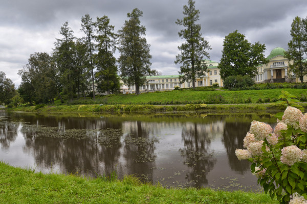 Всемирное наследие садов и парков. Русское садово-парковое искусство с середины XVIII до середины XIX веков. Сады и парки Крыма и Кавказа