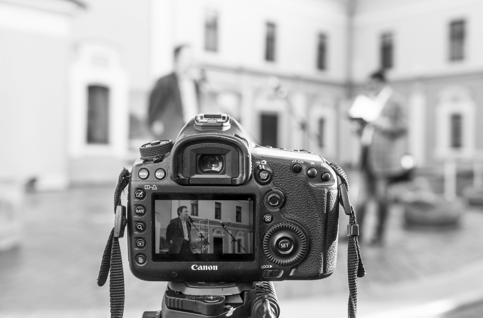 В Московском доме национальностей открылась фотовыставка Русского географического общества