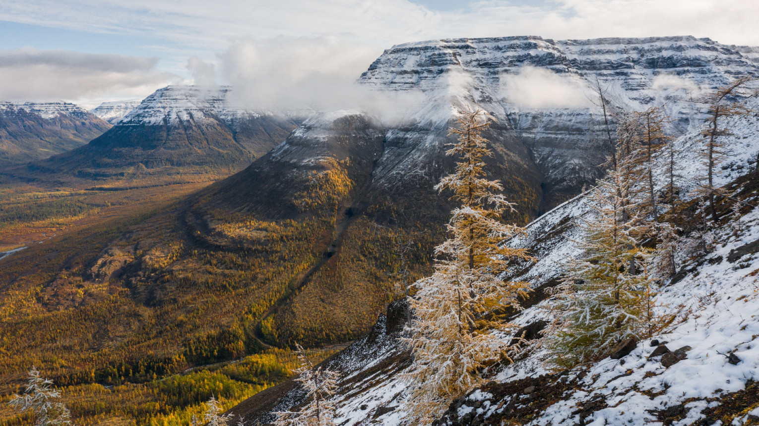 Осень на плато Путорана. Фото: Вадим Гурнов, участник конкурса РГО «Самая красивая страна»