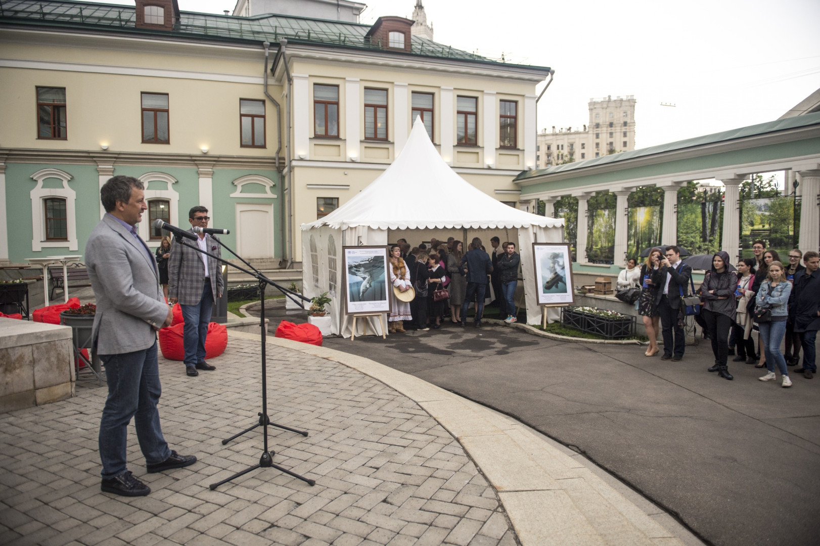 В Московском доме национальностей открылась фотовыставка Русского географического общества