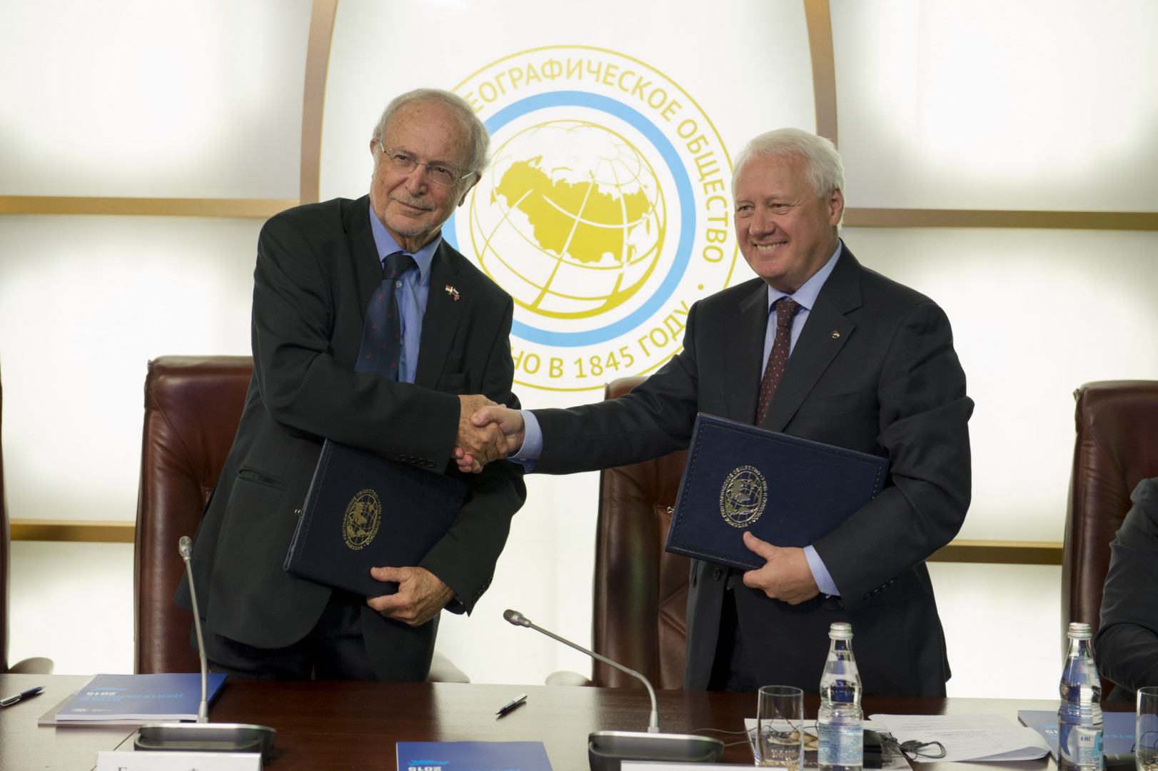 Церемония подписания соглашения между Русским географическим обществом и Фондом Князя Монако Альбера II